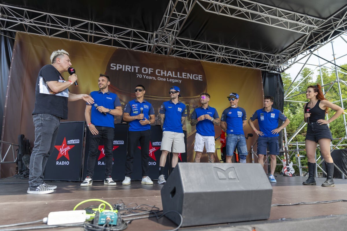 Yamaha fa il pieno a Varano: 5mila in pista per i 70 anni